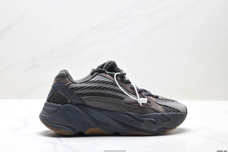 Yeezy 700-Style Black Low-Top Sneaker with Boost Cushioning and Reflective Trim